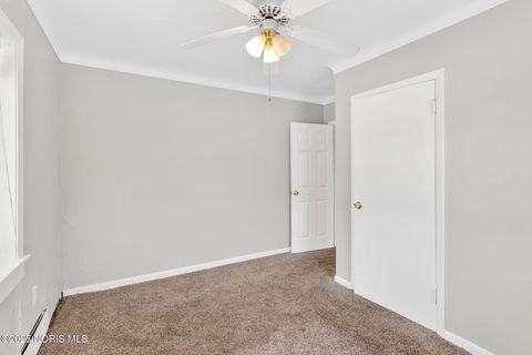 Tiny photo for 1010 Walnut Street, Perrysburg, OH 43551 (MLS # 10002240)