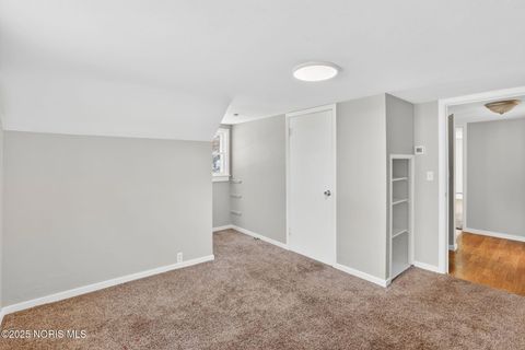 Tiny photo for 1010 Walnut Street, Perrysburg, OH 43551 (MLS # 10002240)