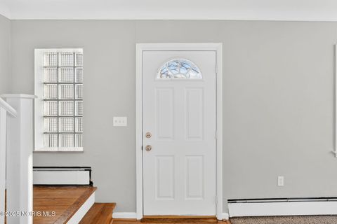 Tiny photo for 1010 Walnut Street, Perrysburg, OH 43551 (MLS # 10002240)