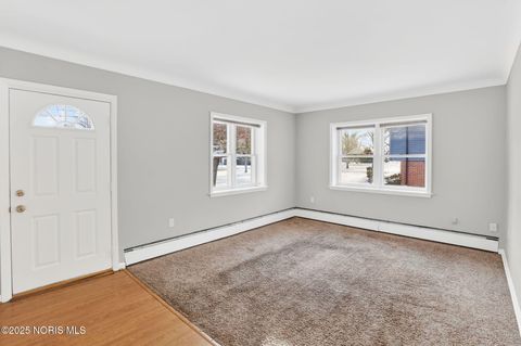 Tiny photo for 1010 Walnut Street, Perrysburg, OH 43551 (MLS # 10002240)