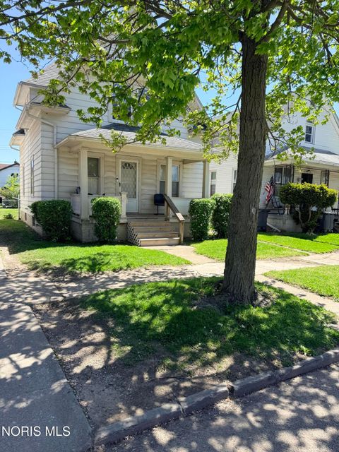 Tiny photo for 701 Thomas Street, Toledo, OH 43609 (MLS # 10007241)