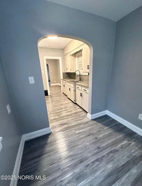 Tiny photo for 915 Ketcham Avenue, Toledo, OH 43608 (MLS # 10002409)