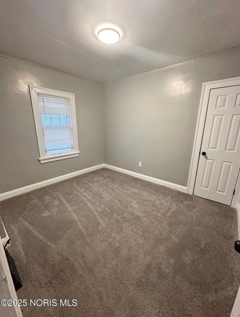 Tiny photo for 915 Ketcham Avenue, Toledo, OH 43608 (MLS # 10002409)