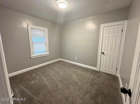 Tiny photo for 915 Ketcham Avenue, Toledo, OH 43608 (MLS # 10002409)