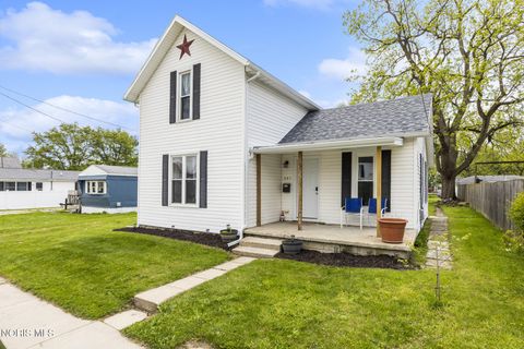 Tiny photo for 221 Poplar Street, North Baltimore, OH 45872 (MLS # 10007805)