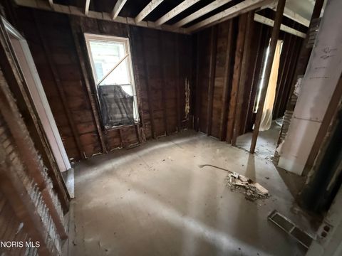 Tiny photo for 1344 Felt Street, Toledo, OH 43605 (MLS # 10005912)