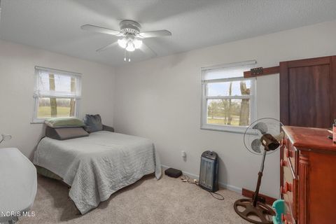 Tiny photo for 2967 Northshore Drive, Toledo, OH 43611 (MLS # 10004304)