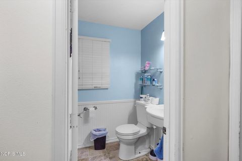 Tiny photo for 2967 Northshore Drive, Toledo, OH 43611 (MLS # 10004304)