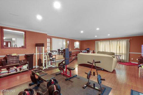 Tiny photo for 2967 Northshore Drive, Toledo, OH 43611 (MLS # 10004304)