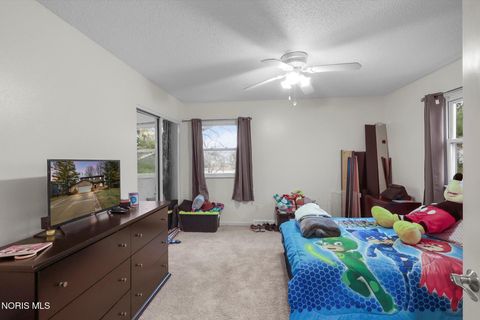 Tiny photo for 2967 Northshore Drive, Toledo, OH 43611 (MLS # 10004304)