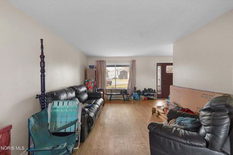 Tiny photo for 2967 Northshore Drive, Toledo, OH 43611 (MLS # 10004304)