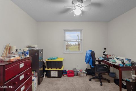 Tiny photo for 2967 Northshore Drive, Toledo, OH 43611 (MLS # 10004304)