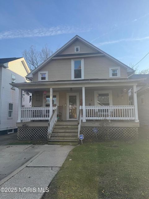 Photo of 1751 Georgia Avenue, Toledo, OH 43613 (MLS # 10001501)