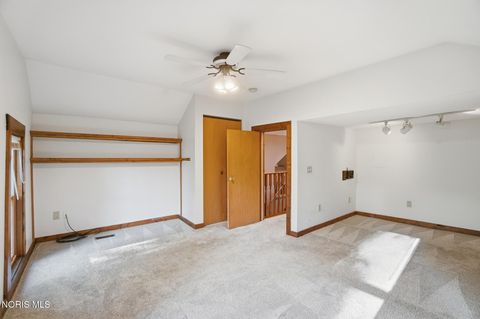 Tiny photo for 332 Buttonwood Avenue, Bowling Green, OH 43402 (MLS # 10006733)