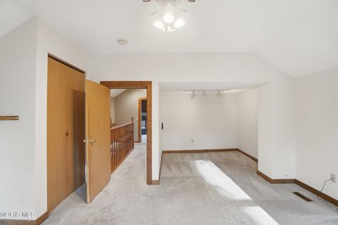 Tiny photo for 332 Buttonwood Avenue, Bowling Green, OH 43402 (MLS # 10006733)