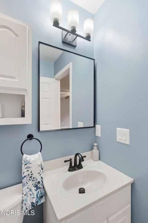 Tiny photo for 1744 Cass Road, Maumee, OH 43537 (MLS # 10013801)