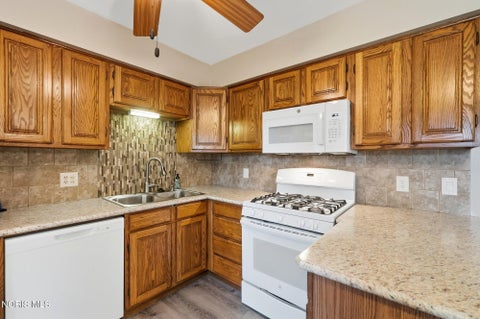 Tiny photo for 1744 Cass Road, Maumee, OH 43537 (MLS # 10013801)