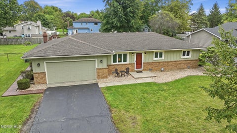 Photo of 1744 Cass Road, Maumee, OH 43537 (MLS # 10013801)