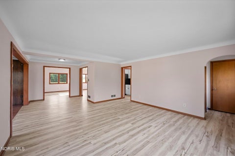 Tiny photo for 5837 Seaman Road, Oregon, OH 43616 (MLS # 10012677)