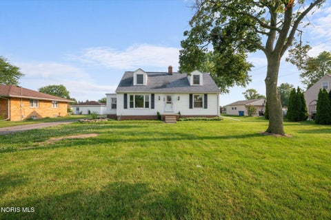 Tiny photo for 5837 Seaman Road, Oregon, OH 43616 (MLS # 10012677)