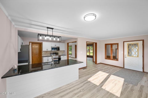 Tiny photo for 5837 Seaman Road, Oregon, OH 43616 (MLS # 10012677)