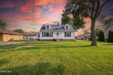 Tiny photo for 5837 Seaman Road, Oregon, OH 43616 (MLS # 10012677)