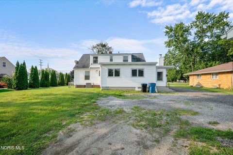 Tiny photo for 5837 Seaman Road, Oregon, OH 43616 (MLS # 10012677)