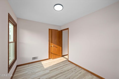 Tiny photo for 5837 Seaman Road, Oregon, OH 43616 (MLS # 10012677)