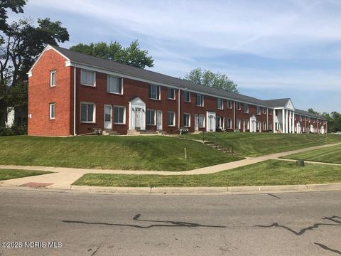 1303 S Cove Boulevard Toledo OH 43606