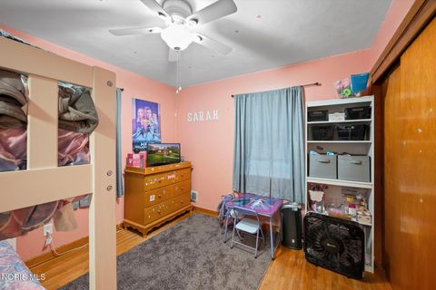 Tiny photo for 802 Johnson Street, Maumee, OH 43537 (MLS # 10006539)