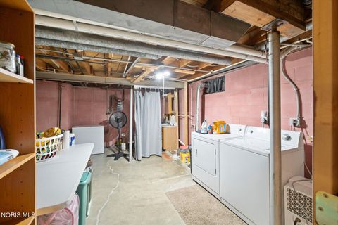 Tiny photo for 802 Johnson Street, Maumee, OH 43537 (MLS # 10006539)