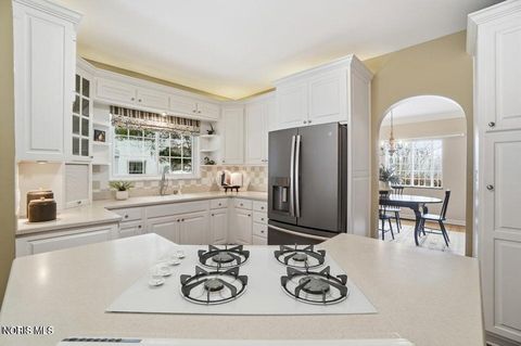 Tiny photo for 4028 Brookside Rd, Ottawa Hills, OH 43606 (MLS # 10004944)