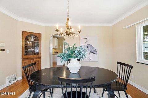 Tiny photo for 4028 Brookside Rd, Ottawa Hills, OH 43606 (MLS # 10004944)