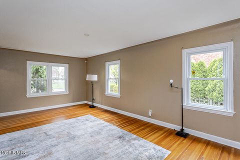 Tiny photo for 318 Sunset Boulevard, Toledo, OH 43612 (MLS # 10006378)