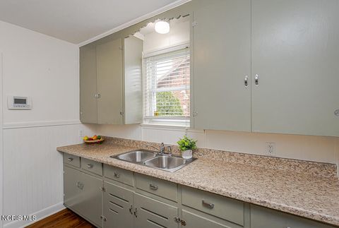 Tiny photo for 318 Sunset Boulevard, Toledo, OH 43612 (MLS # 10006378)