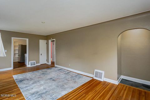 Tiny photo for 318 Sunset Boulevard, Toledo, OH 43612 (MLS # 10006378)