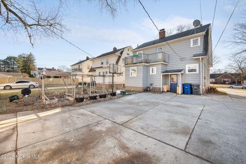 Tiny photo for 2752 Medford Drive, Toledo, OH 43614 (MLS # 10002442)