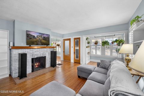 Tiny photo for 2752 Medford Drive, Toledo, OH 43614 (MLS # 10002442)