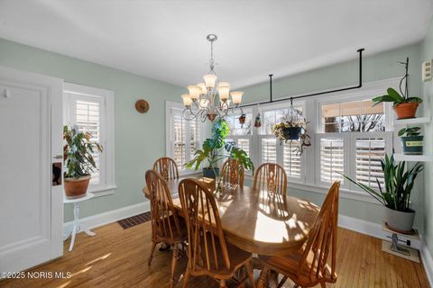 Tiny photo for 2752 Medford Drive, Toledo, OH 43614 (MLS # 10002442)