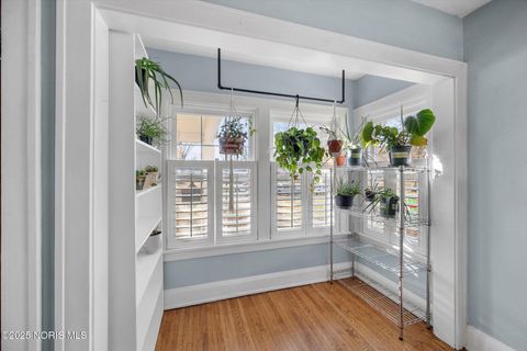 Tiny photo for 2752 Medford Drive, Toledo, OH 43614 (MLS # 10002442)