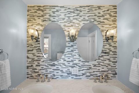 Tiny photo for 2752 Medford Drive, Toledo, OH 43614 (MLS # 10002442)