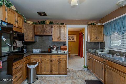 Tiny photo for 27 Harmony Lane, Toledo, OH 43615 (MLS # 10005171)