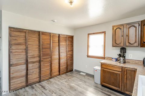 Tiny photo for 3334 138th Street, Toledo, OH 43611 (MLS # 10008754)