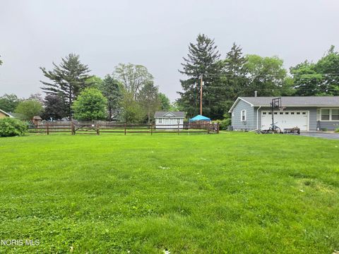 Tiny photo for 210 Park Lane, Bradner, OH 43406 (MLS # 10007998)