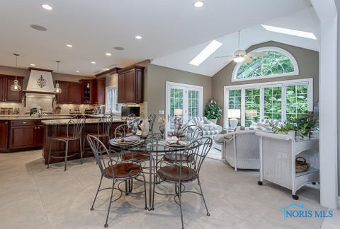 Tiny photo for 3339 Swan Ridge Lane, Maumee, OH 43537 (MLS # 10014154)