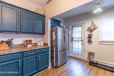 Tiny photo for 2724 Latonia Boulevard, Toledo, OH 43606 (MLS # 10000273)