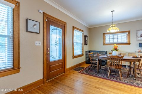 Tiny photo for 2724 Latonia Boulevard, Toledo, OH 43606 (MLS # 10000273)
