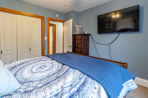 Tiny photo for 2724 Latonia Boulevard, Toledo, OH 43606 (MLS # 10000273)