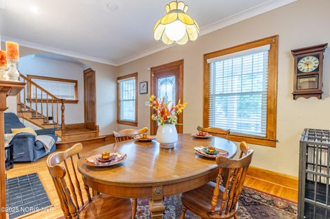 Tiny photo for 2724 Latonia Boulevard, Toledo, OH 43606 (MLS # 10000273)