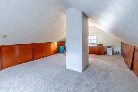 Tiny photo for 2724 Latonia Boulevard, Toledo, OH 43606 (MLS # 10000273)
